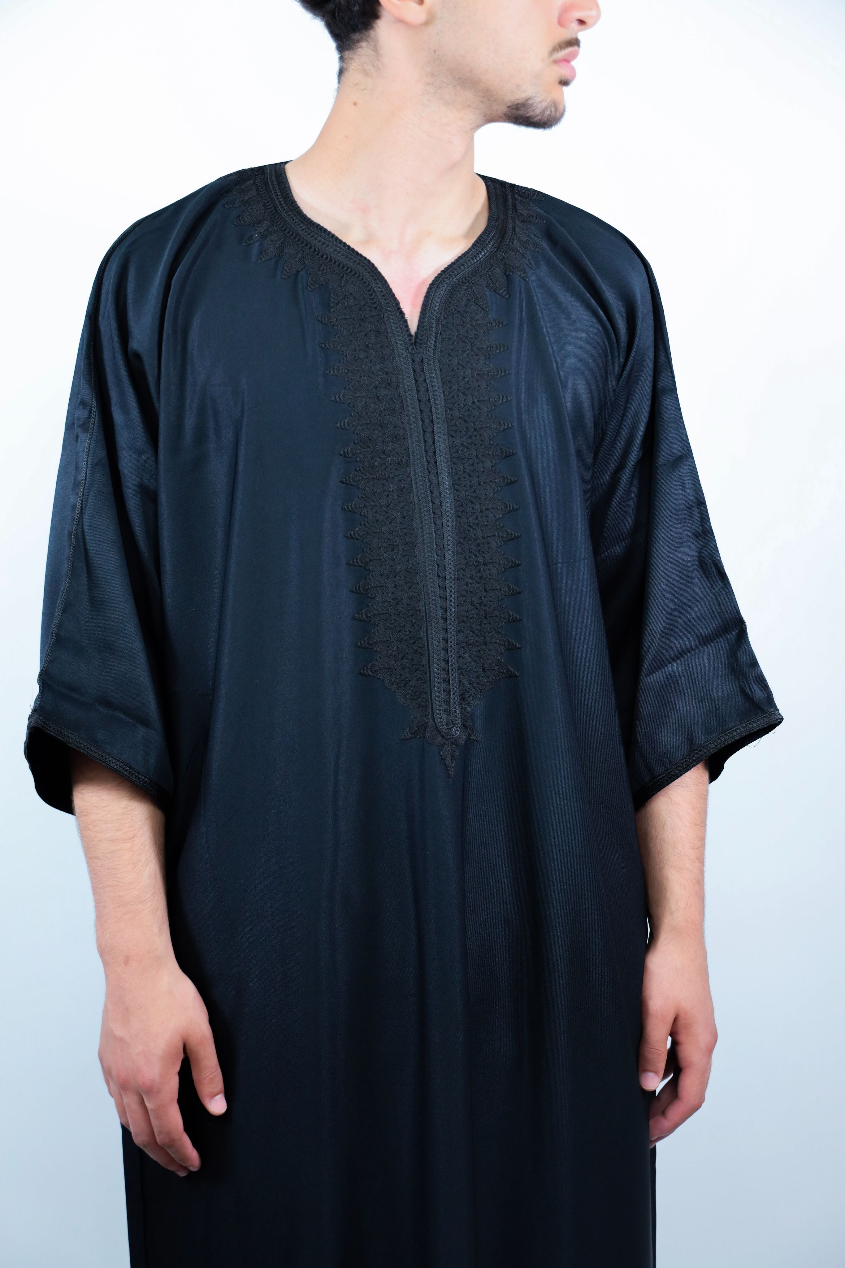 “Noire Élégance” Gandoura